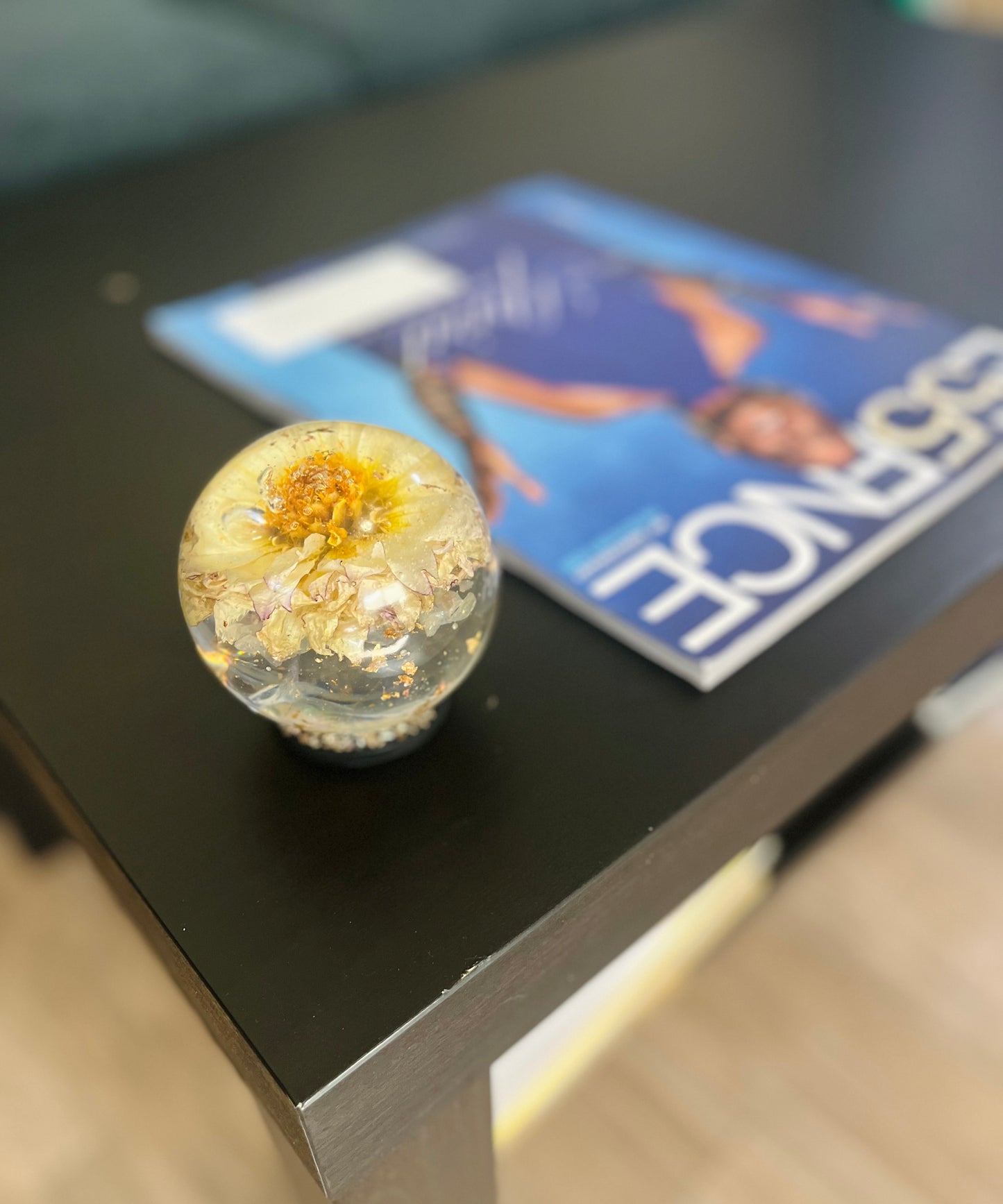 LARGE FLORAL SPHERE
