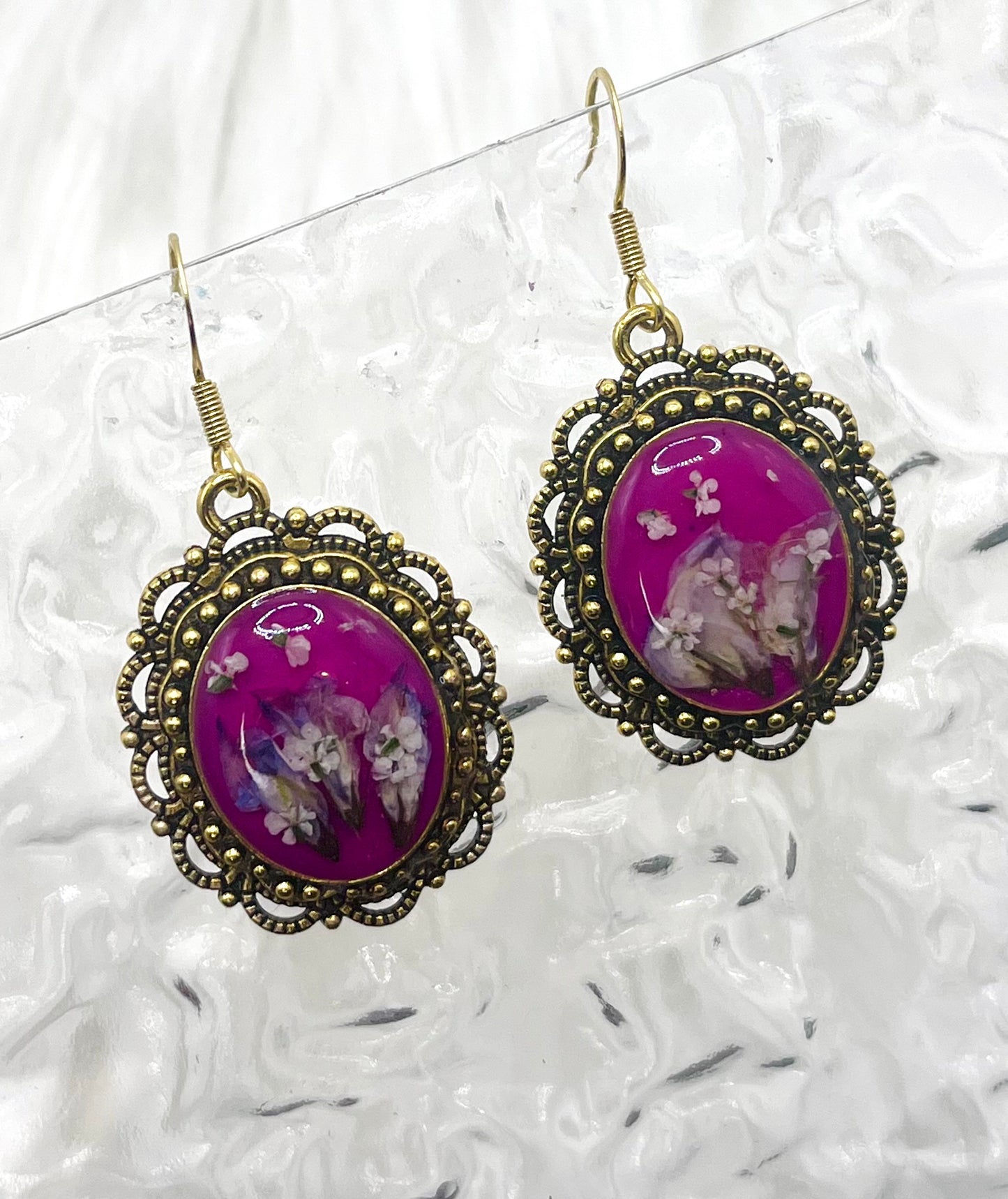 VINTAGE FUCHSIA FLORAL DANGLES