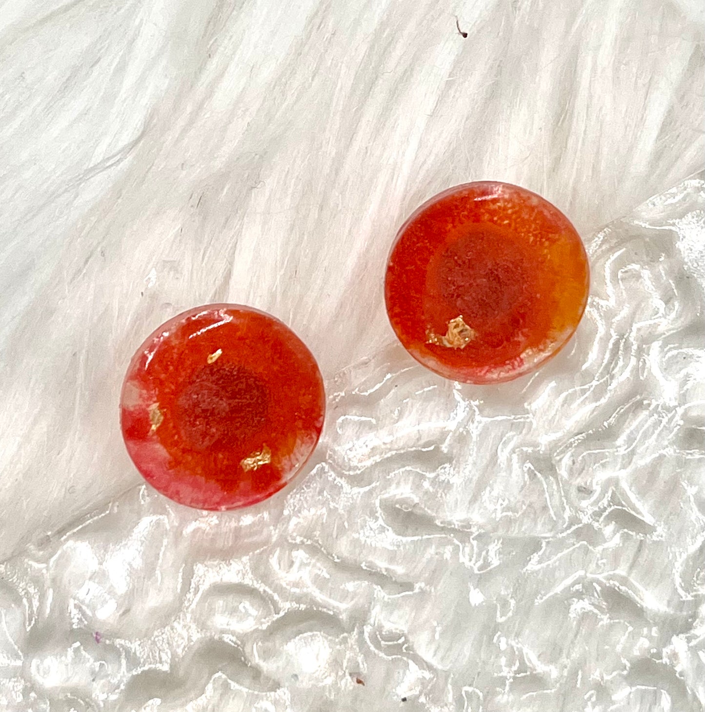 CIRCULAR TINTED STUDS
