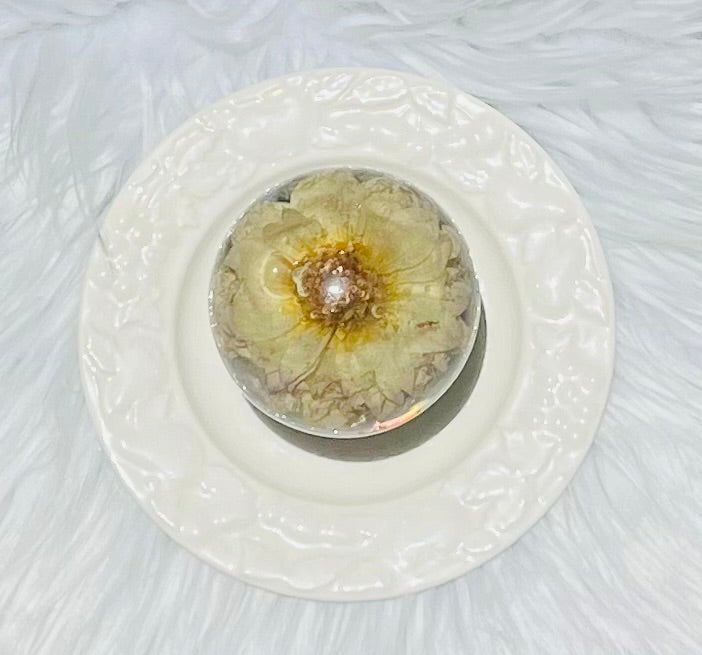 LARGE FLORAL SPHERE