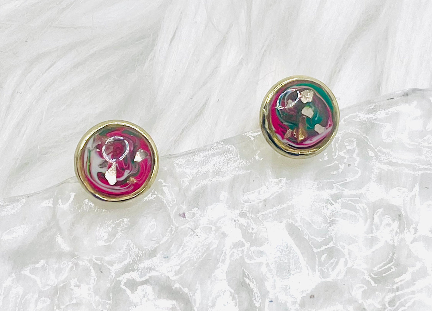 RED & GREEN SWIRL STUDS