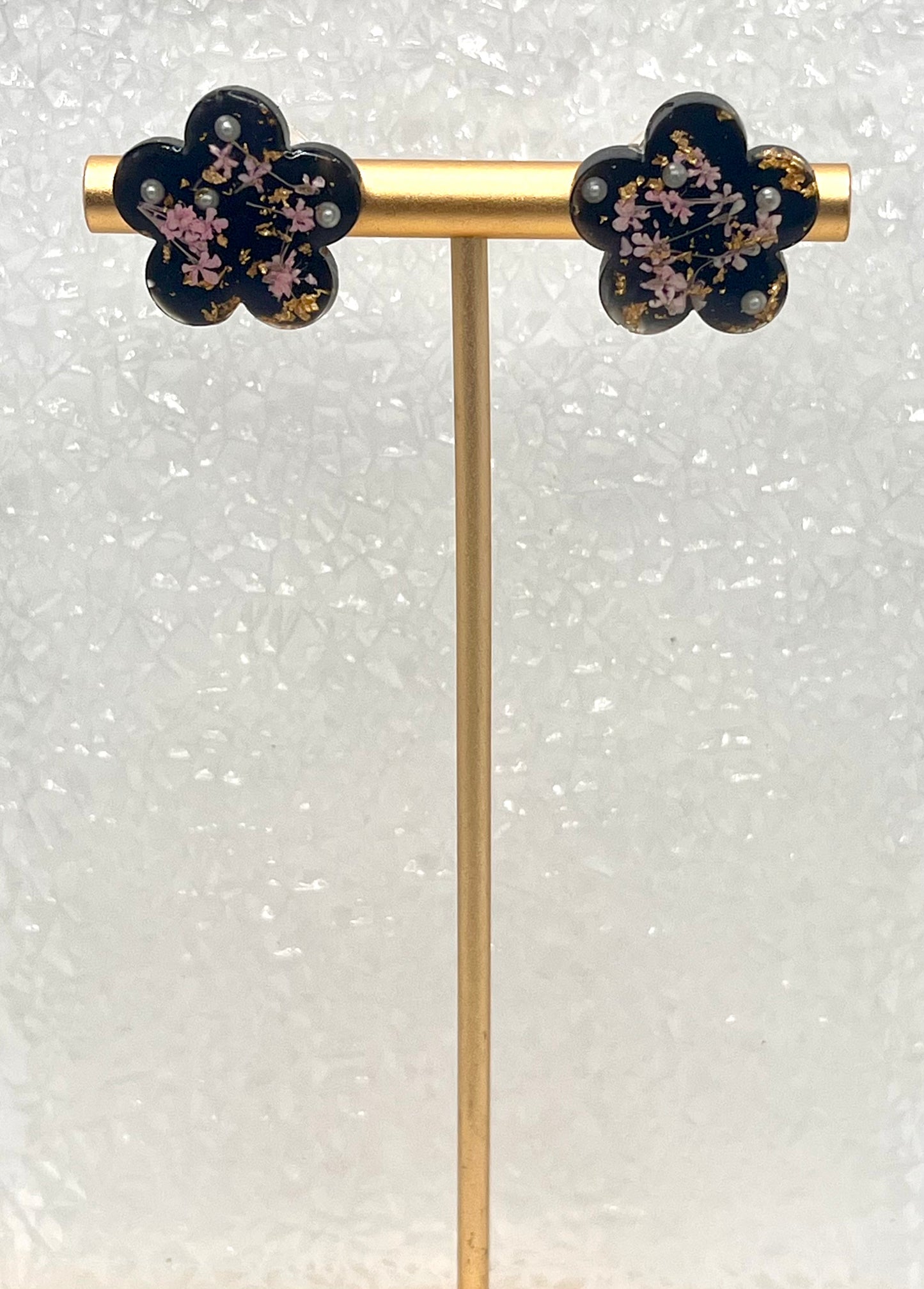FLORAL PEARL STUDS