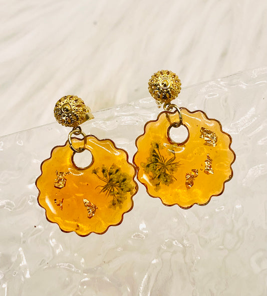 CIRCULAR ORANGE FLORAL DANGLES